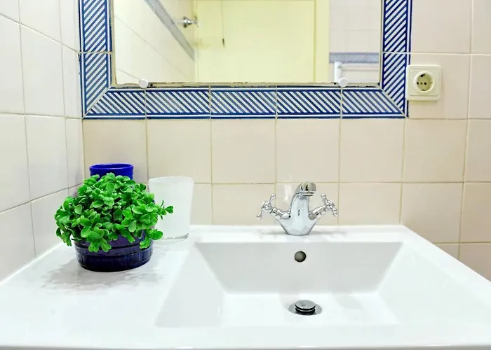 Apartment Charming In Porto, 60 M², Historic Center Porto